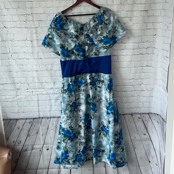 Floral Blue & Green Long Sleeveless Flower Dress size XL - Picture 8 of 15